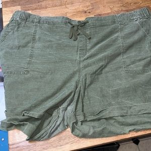Lane Bryant Army Green Shorts (26/28)